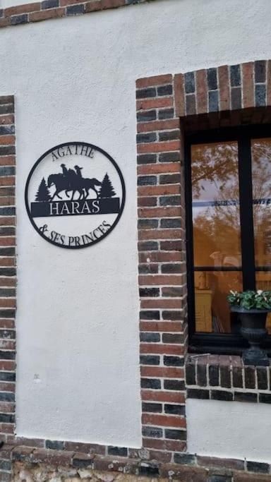 Gite Au Haras D'Agathe Et Ses Princes Les Barils Zewnętrze zdjęcie