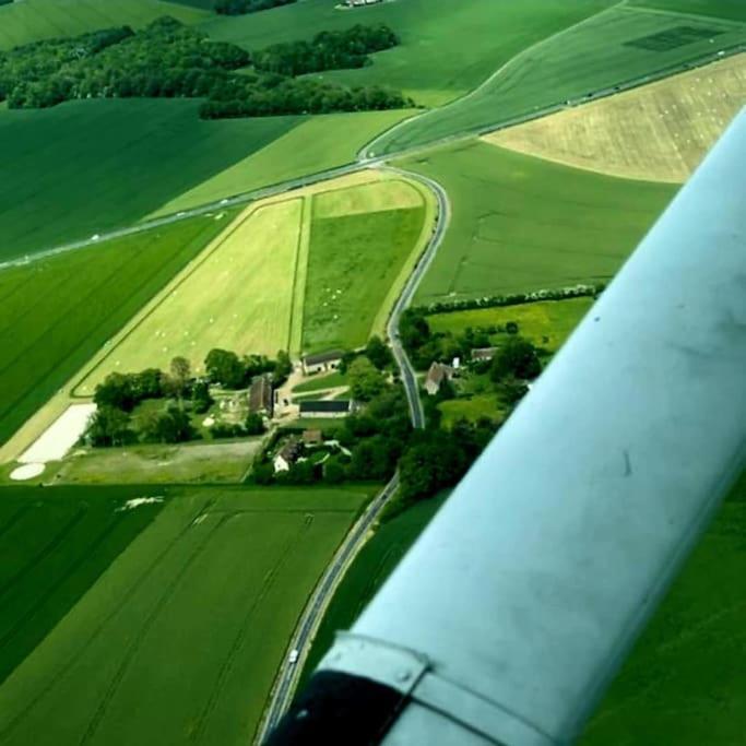 Gite Au Haras D'Agathe Et Ses Princes Les Barils Zewnętrze zdjęcie
